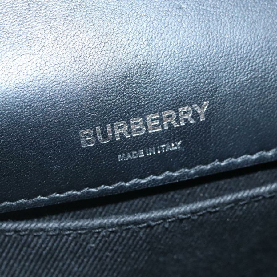 【日本直送】BURBERRY 鏈條單肩包 漆皮 銀色 正品 95065-17