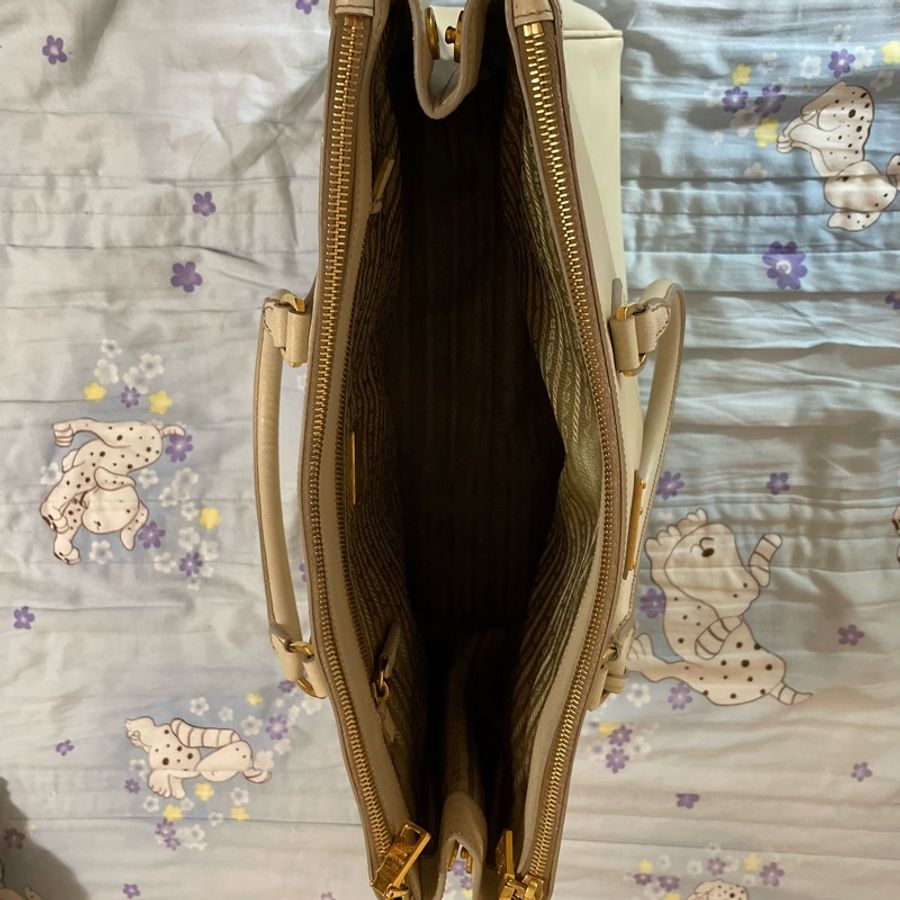Prada復古手提包-3
