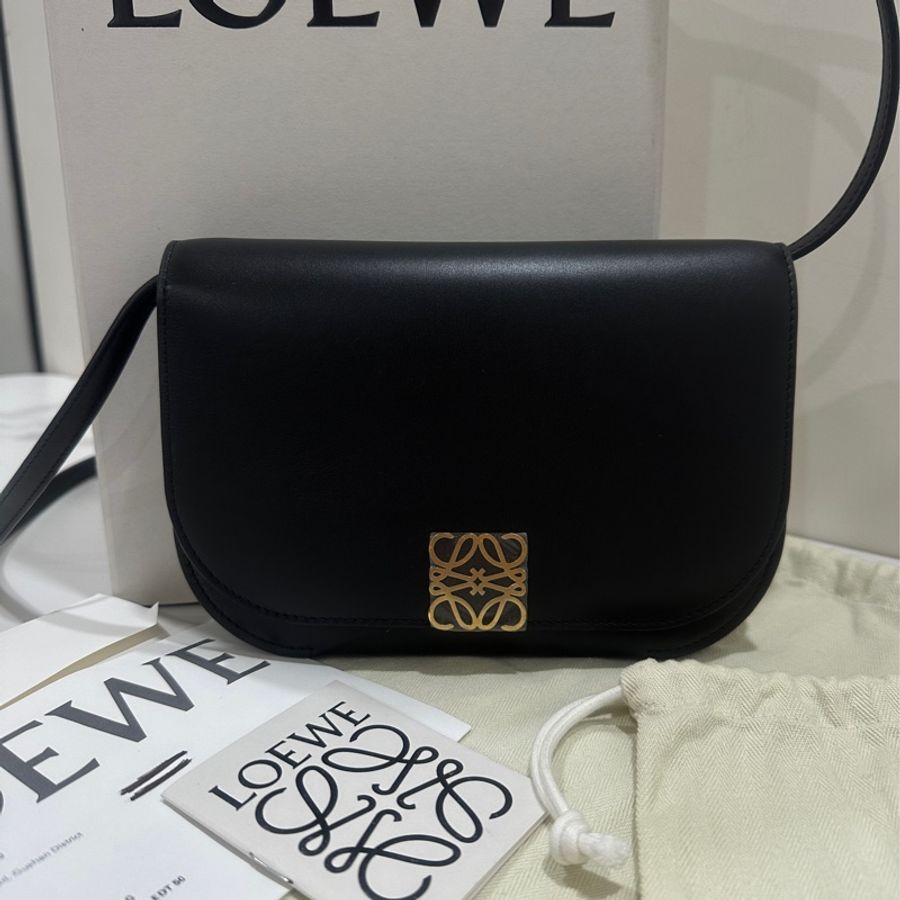 LOEWE GOYA 黑色斜背包-0
