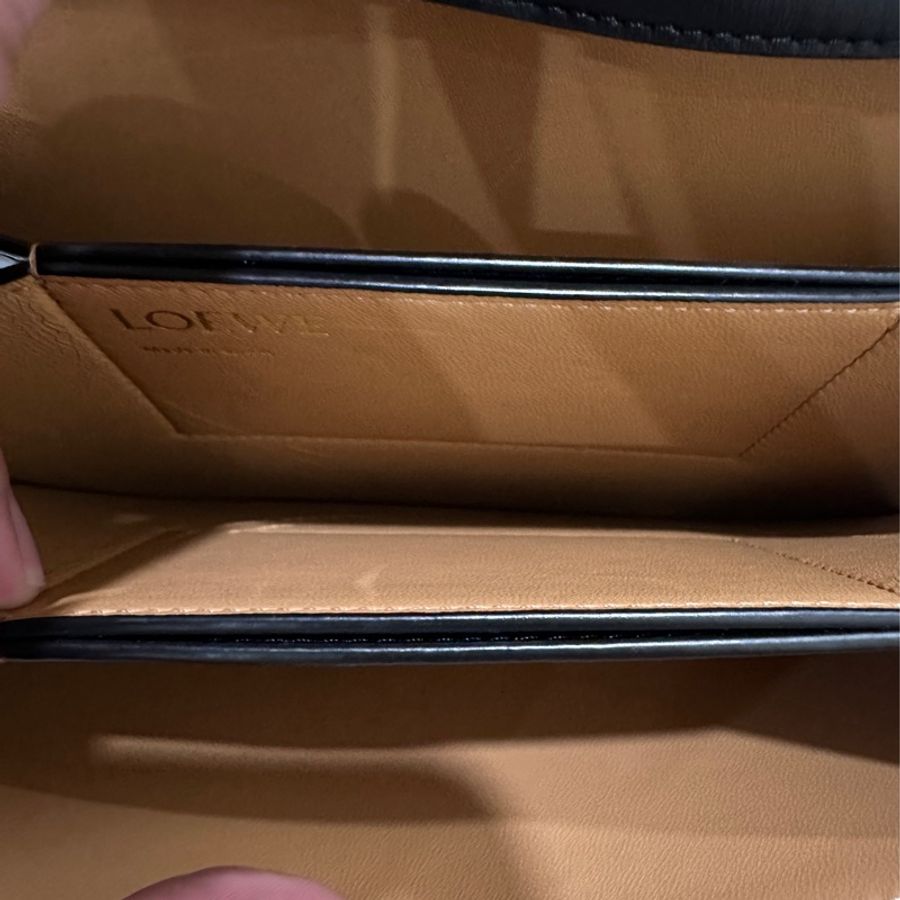 LOEWE GOYA 黑色斜背包-9