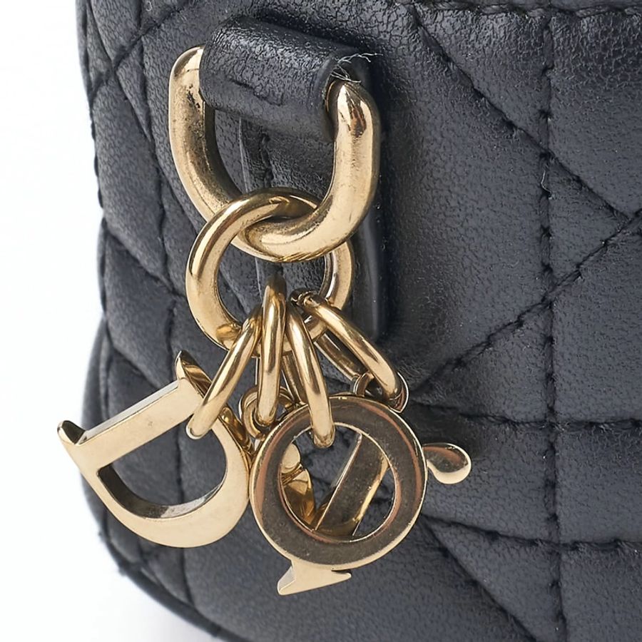 《初》 Dior vanity case mini 黑色化妝包-10