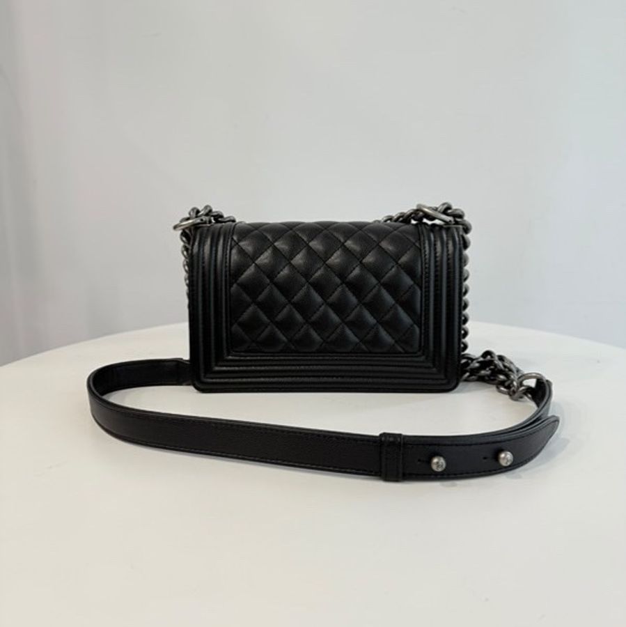 全新Chanel le boy 20 黑銀荔枝牛-1