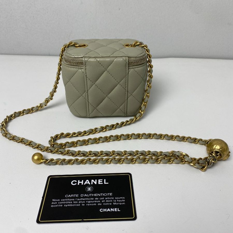 CHANEL 香奈兒 超級熱門金球盒子包-1