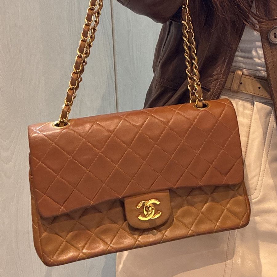 CHANEL Vintage CF 古董焦糖口蓋包📻24K金棕2開老香-3