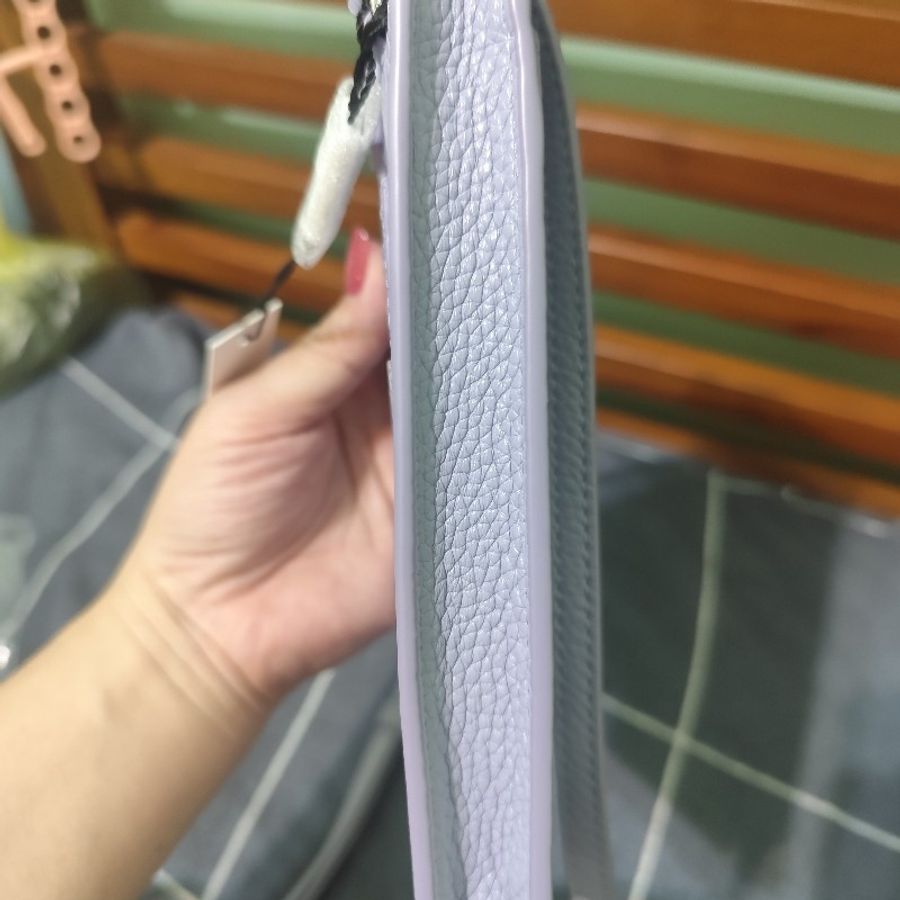 MJ Marc Jacobs 金屬LOGO釦式斜背卡片手機包 薰衣草紫 全新(年末限時特價1/1止)-8