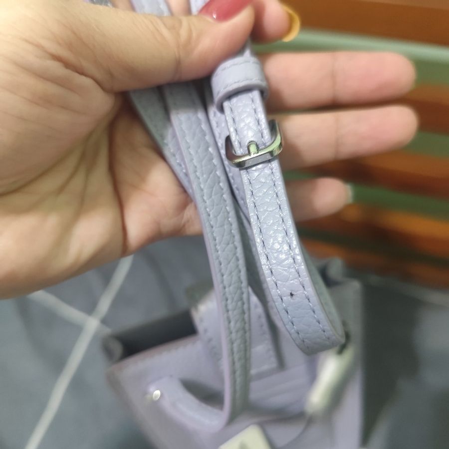 MJ Marc Jacobs 金屬LOGO釦式斜背卡片手機包 薰衣草紫 全新(年末限時特價1/1止)-11