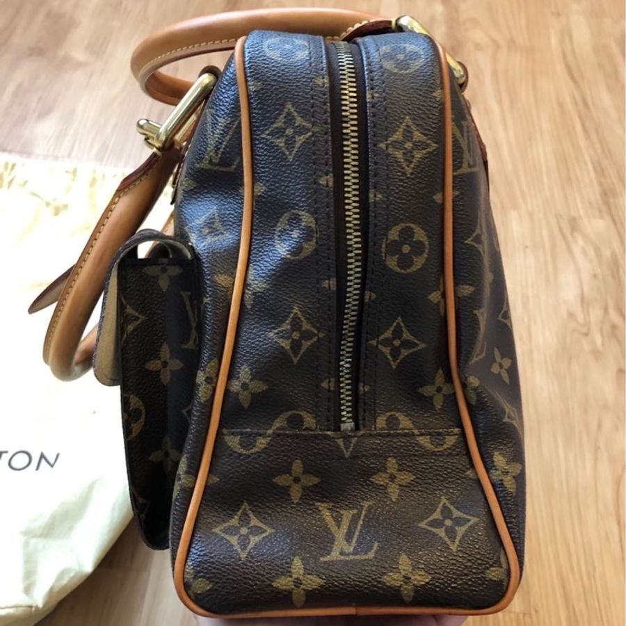 Louis Vuitton M40025 MANHATTAN GM-4