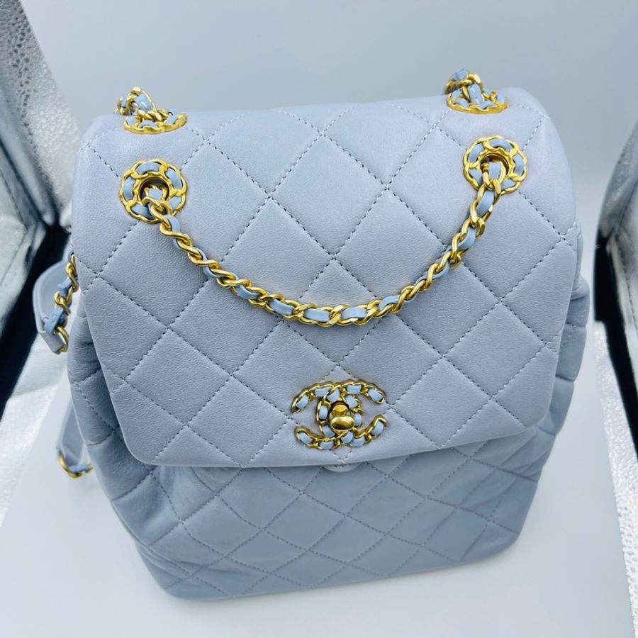 CHANEL香奈兒 SAC A DOS 19後背包 淺灰藍 全新 小書包-4