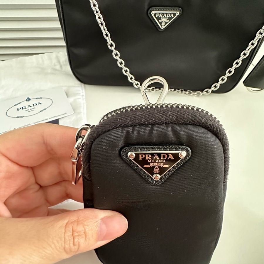 Prada Re-Edition 三合一包 黑銀-3