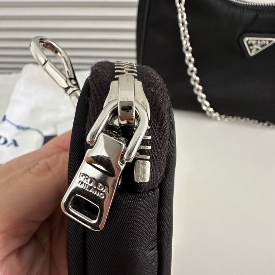 Prada Re-Edition 三合一包 黑銀-33