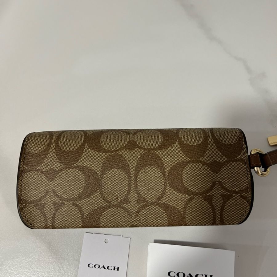 🔥🔥🔥100% Authentic Coach 經典C 眼鏡盒-4