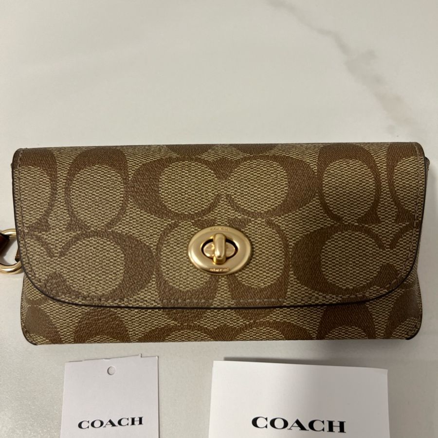 🔥🔥🔥100% Authentic Coach 經典C 眼鏡盒-5