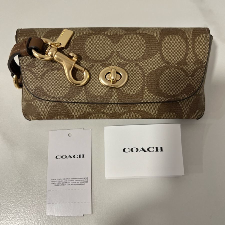 🔥🔥🔥100% Authentic Coach 經典C 眼鏡盒-7