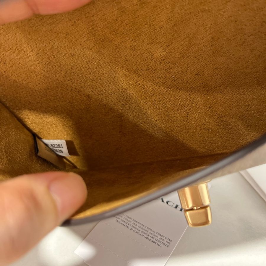 🔥🔥🔥100% Authentic Coach 經典C 眼鏡盒-16