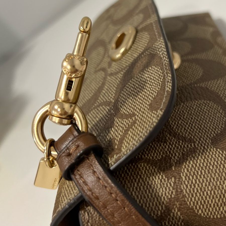 🔥🔥🔥100% Authentic Coach 經典C 眼鏡盒-20