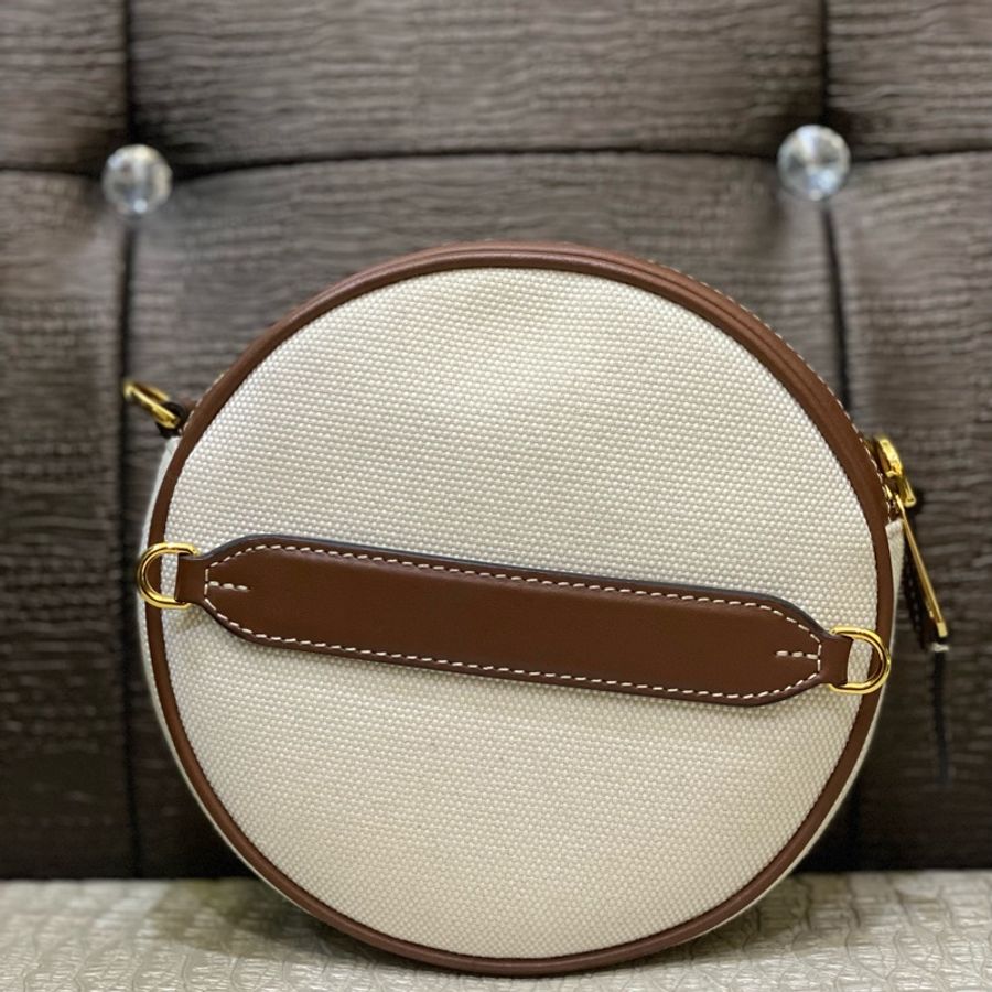 Burberry 咖牛皮拚米帆布金釦圓餅斜背包-8