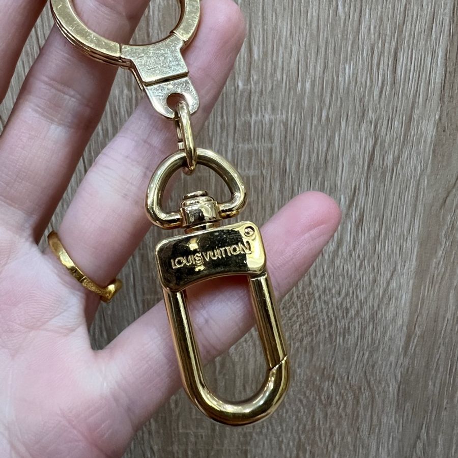 LV 金色金屬鑰匙圈M62693-4