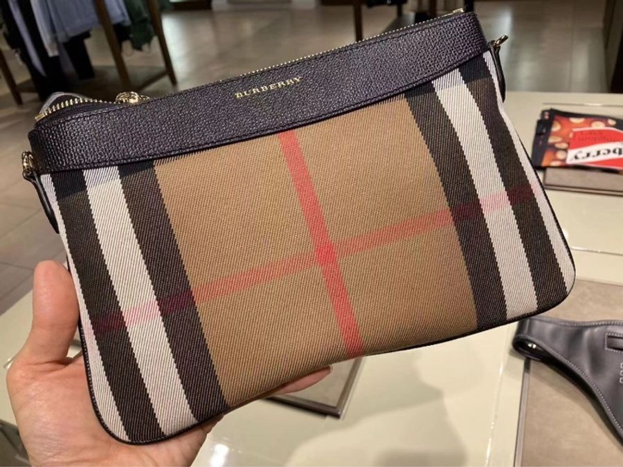 🔥🔥🔥100% Authentic Burberry 經典格紋/手拿包/斜背包-3