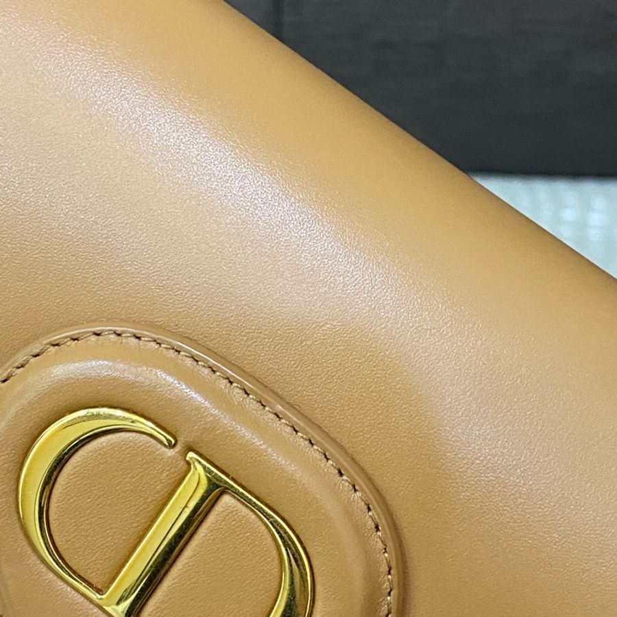 DIOR 焦糖牛皮金釦 CD logo 字樣 Bobby S 肩背包-12