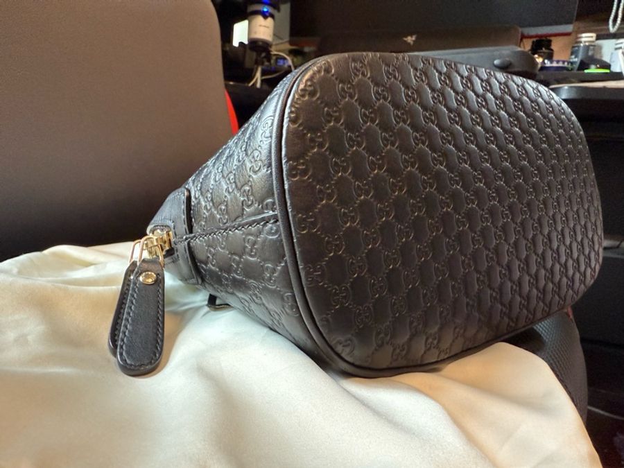 GUCCI Guccissima牛皮壓紋貝殼包-8