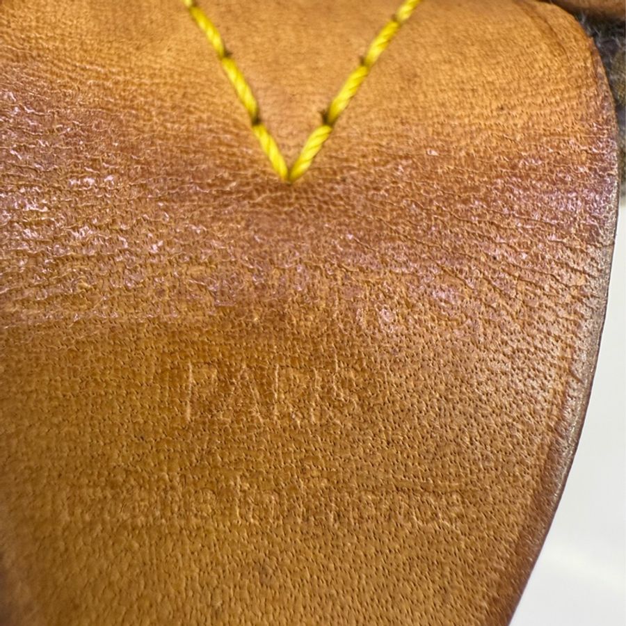 Louis Vuitton Limited Edition Dentelle Speedy 30”-14
