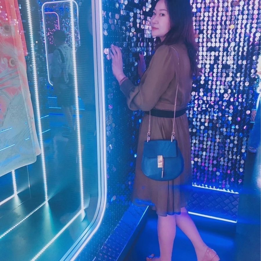 Chole克洛伊 Drew 小豬包 中號 深藍色金釦-2