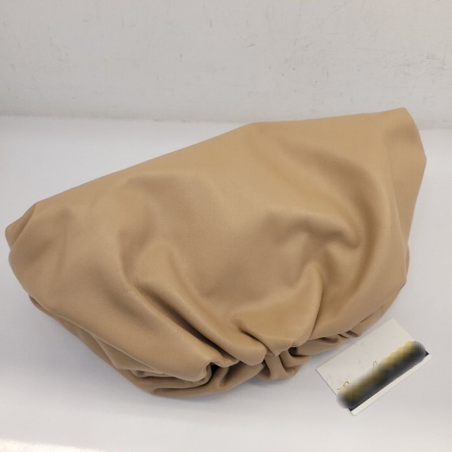 Bottega Veneta BV The Pouch 雲朵手拿包 大號-3