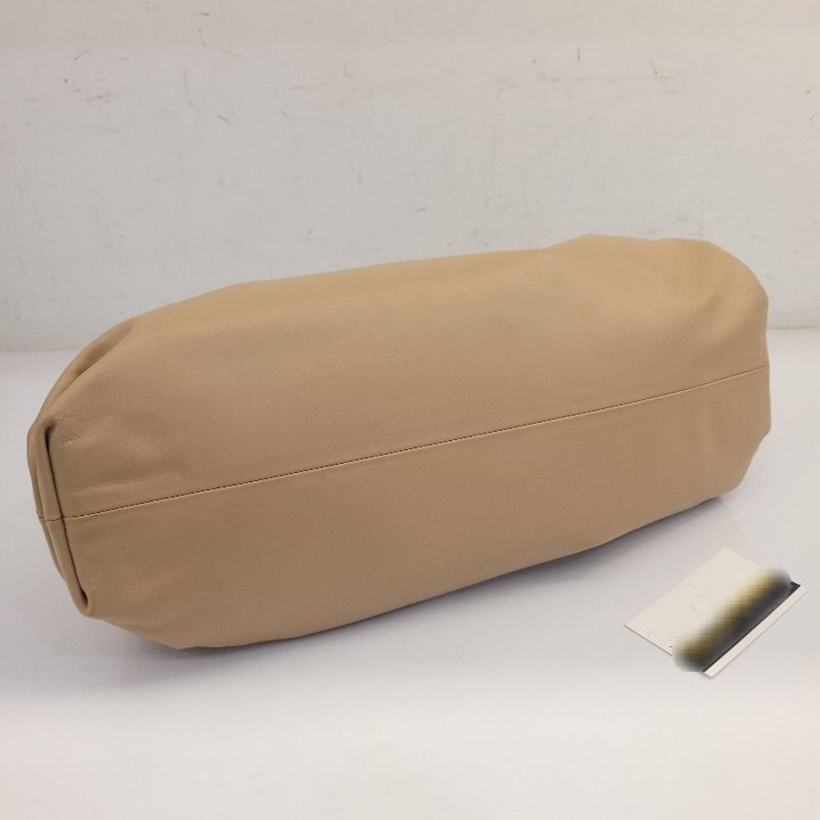 Bottega Veneta BV The Pouch 雲朵手拿包 大號-4