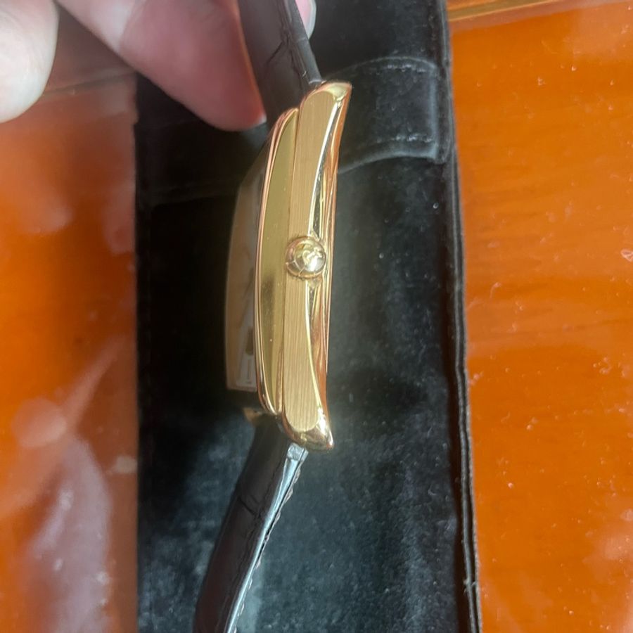 PIAGET Emperador 經典款。黃金 含金量67.49克-3