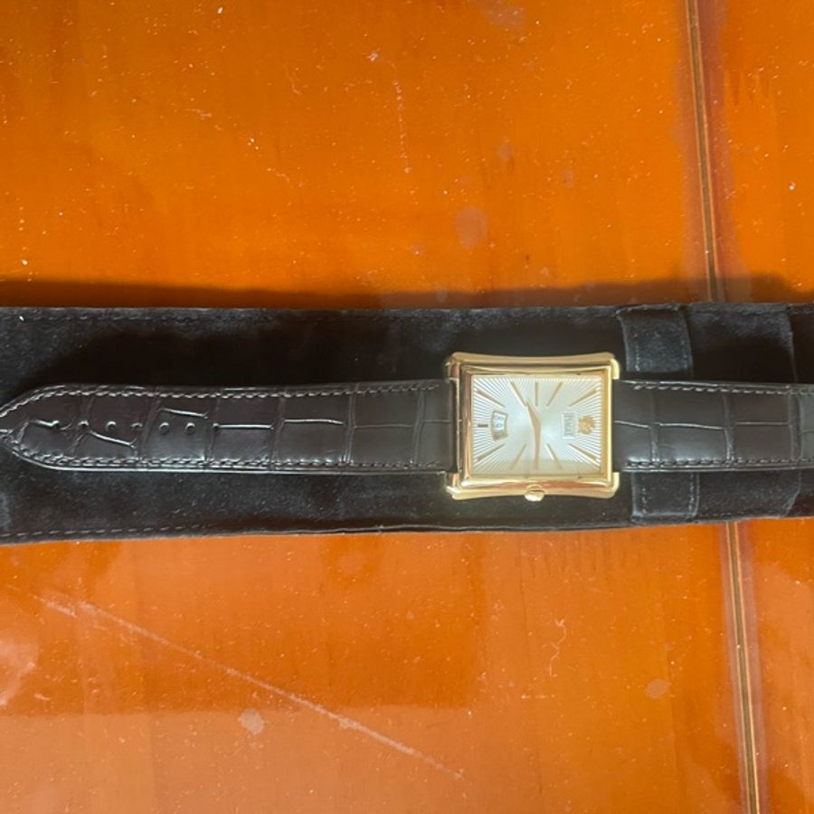 PIAGET Emperador 經典款。黃金 含金量67.49克-10