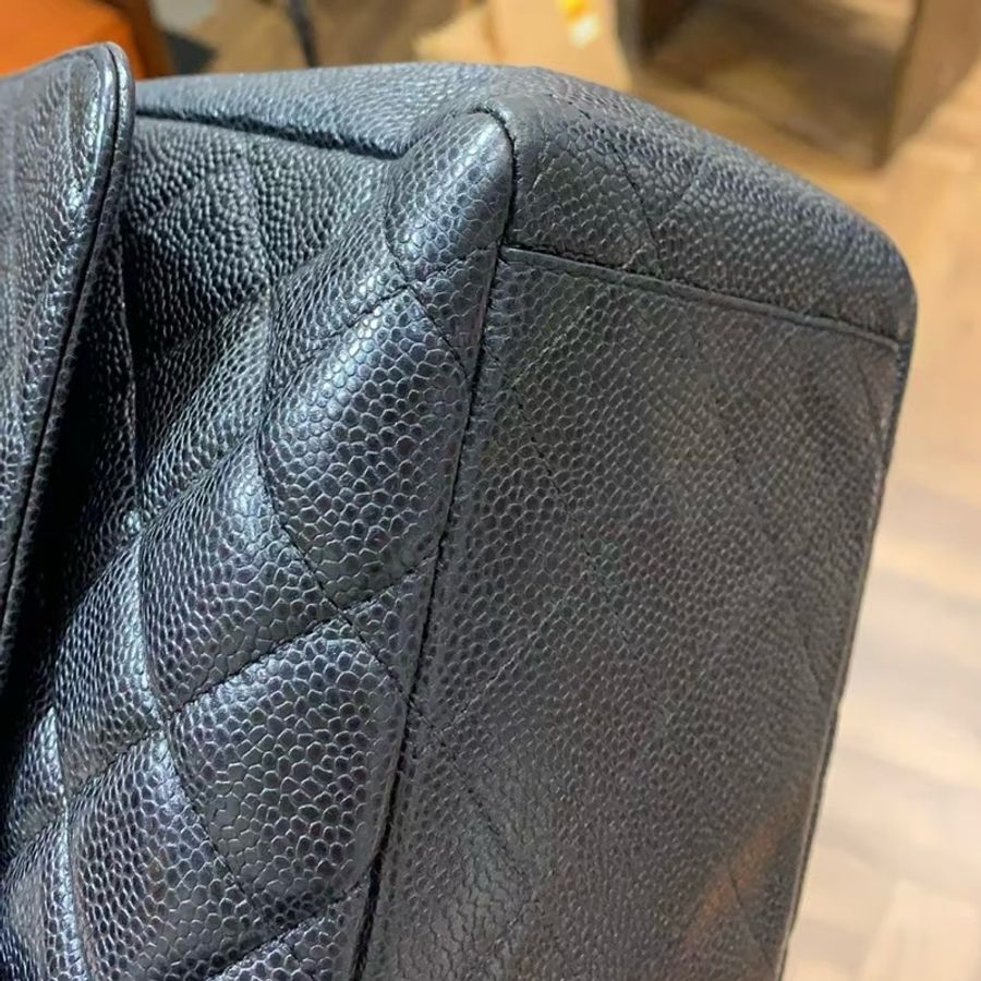 🖤賠本出🖤CHANEL Maxi Cf 33cm 香奈兒 黑金 荔枝牛皮 超大經典口蓋包 菱格紋-9