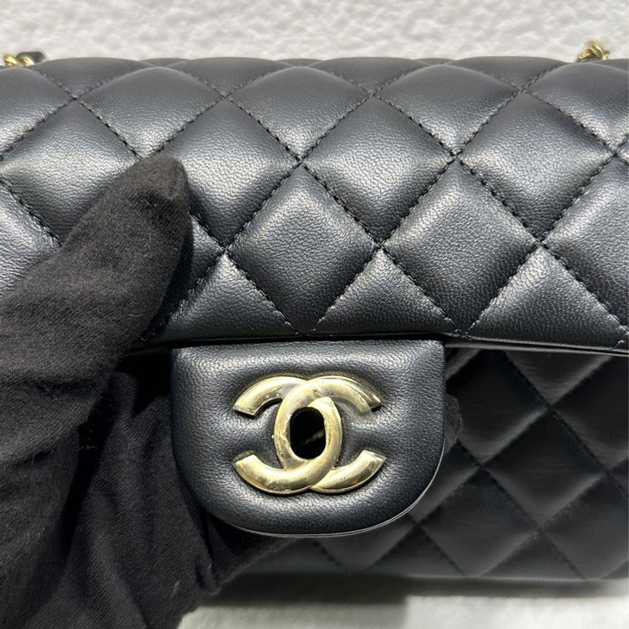 全新｜Chanel cf20 羊皮淡金 大mini 11.12經典口蓋包-6