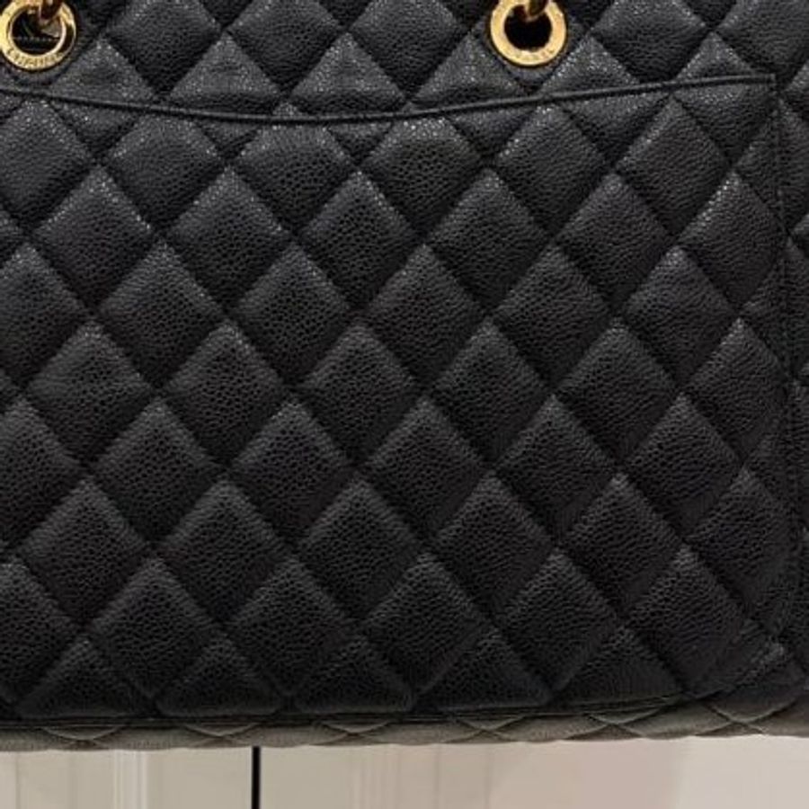 chanel gst maxi 黑色 荔枝皮 肩背包 側背包 手提包 購物包 購物袋 公事包 電腦包-21