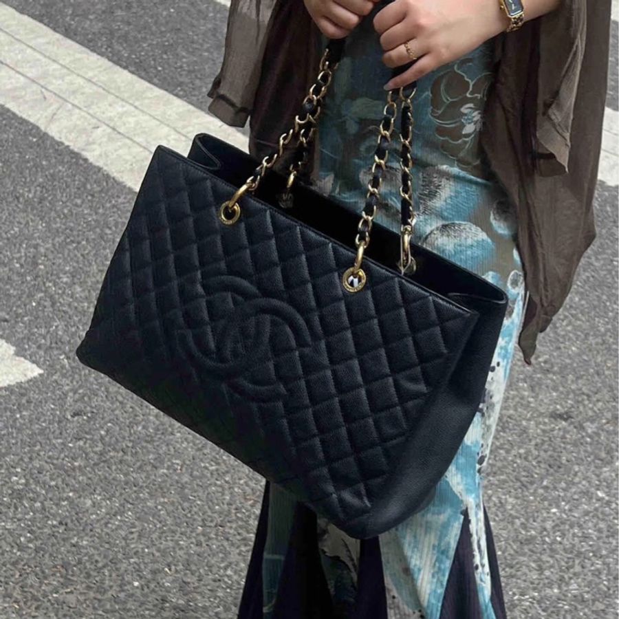 chanel gst maxi 黑色 荔枝皮 肩背包 側背包 手提包 購物包 購物袋 公事包 電腦包-17