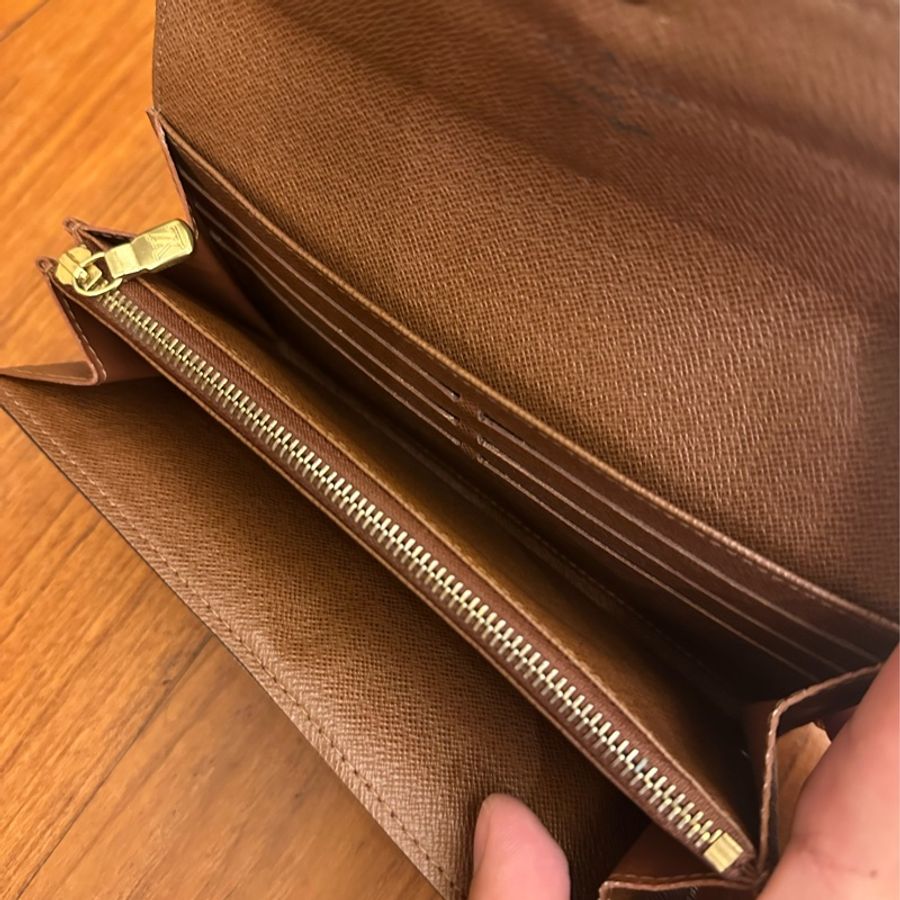 LV 咖花紋釦式長夾 輕鬆入手-12