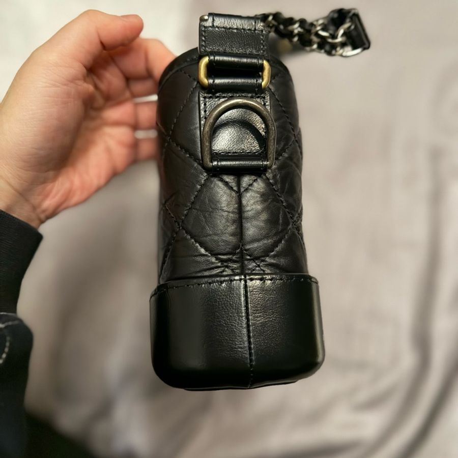 CHANEL GABRIELLE HOBO 小型流浪包 芯片款 98新全配購證都有 可議價-8