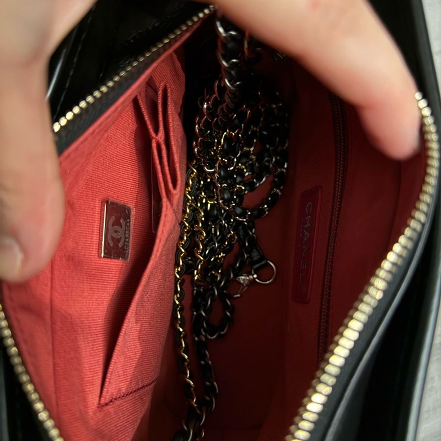 CHANEL GABRIELLE HOBO 小型流浪包 芯片款 98新全配購證都有 可議價-16