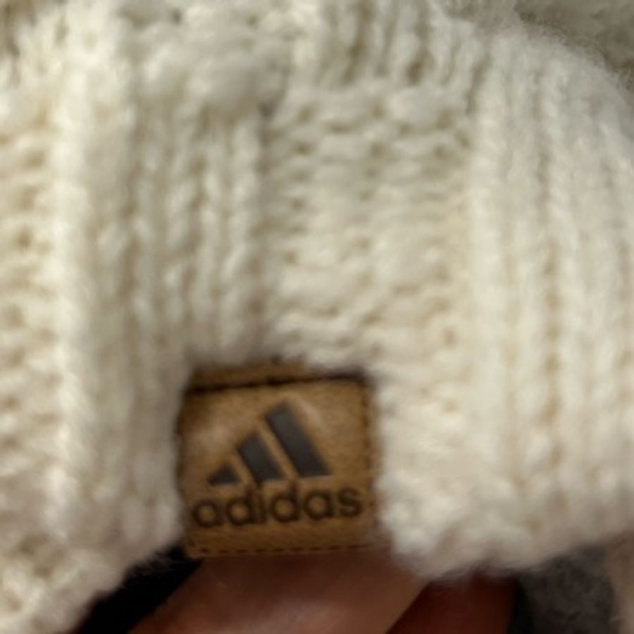 🎁🎁🎁 滿萬贈品🎁 Adidas 全新女性超保暖潮流針織帽-12