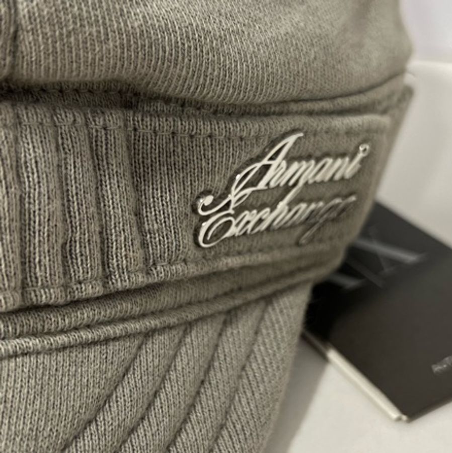 🎁🎁🎁滿萬贈品/Armani Exchange 潮流造型帽-3