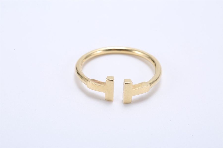 TIFFANY&CO(蒂芙尼) Tiffany T 系列 18K金 方形纏繞式戒指 18K黃金 59 黃金-1