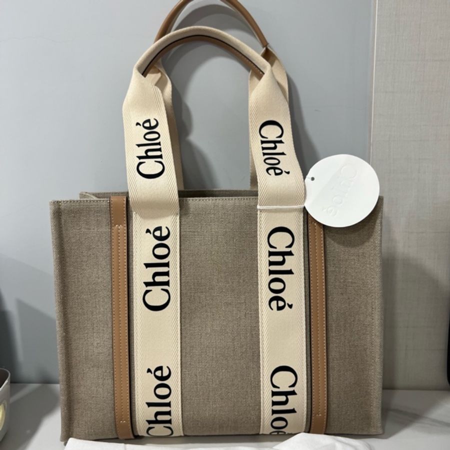 🔥🔥🔥100% Authentic Chloe Woody Tote-5