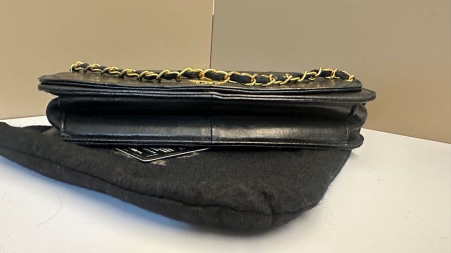 🥳年末骨折價 Vintage Chanel WOC 翻蓋包 0開有卡-11