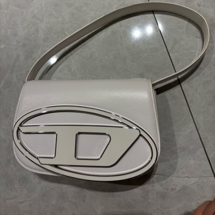 Diesel 白色叮噹包 1DR Shoulder BAG-1