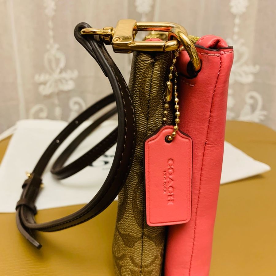 COACH 老花兩色兩面棕色粉色雙層斜背包-4
