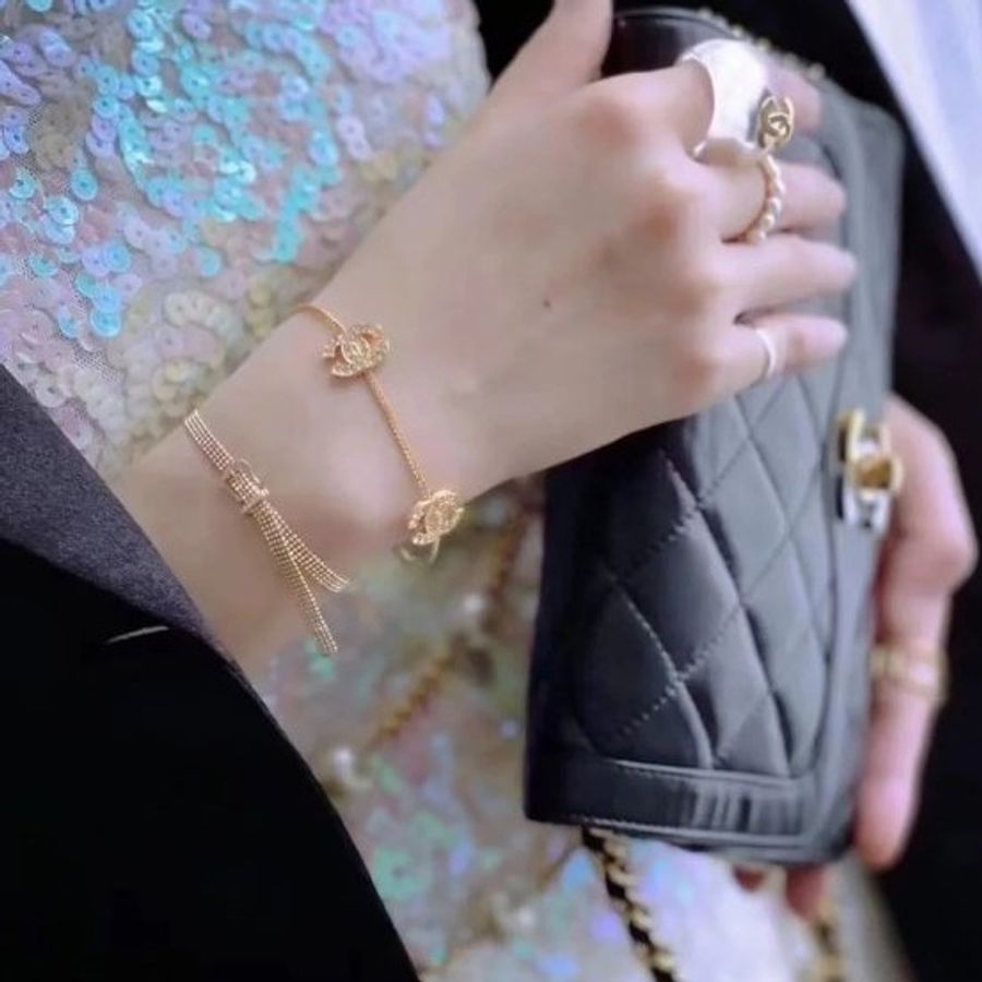 CHANEL 香奈兒 金色 滿鑽 水鑽 logo 雙c 手環 手鍊 手鏈 手飾 飾品-18
