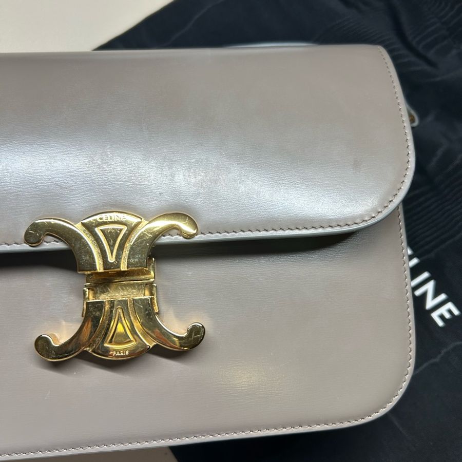 CELINE TRIOMPHE 亮澤牛皮革肩背包保養良好-6