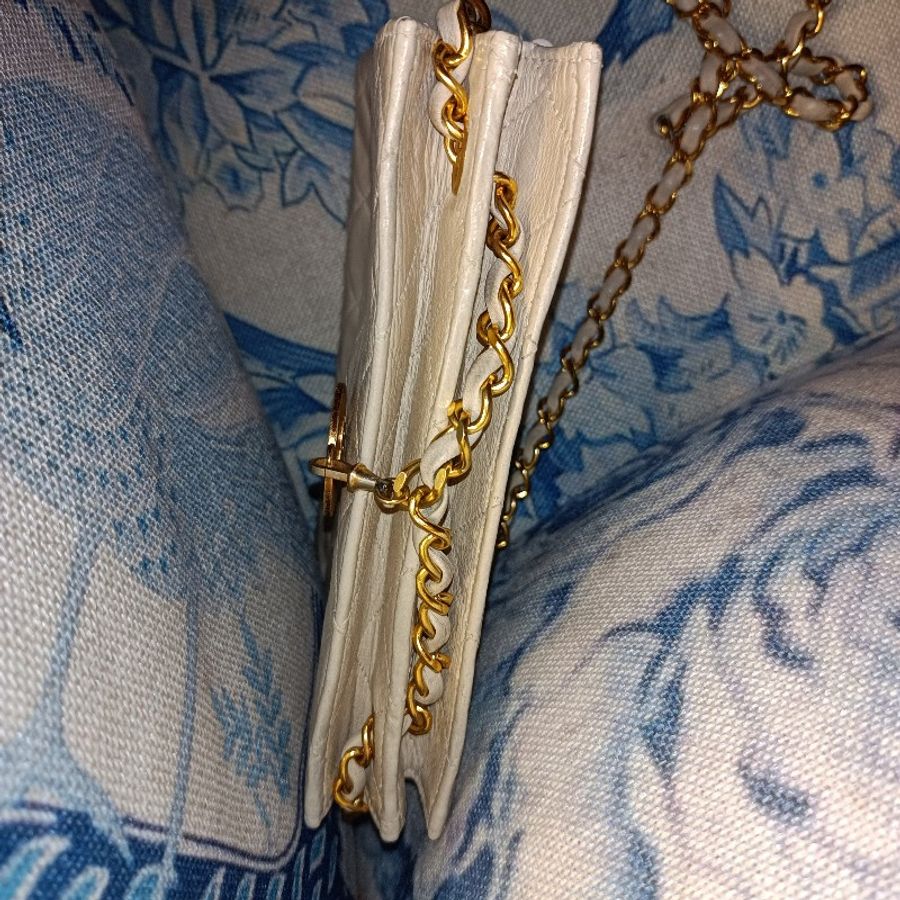 Chanel vintage 米色小羊皮雙面翻蓋鏈包-5