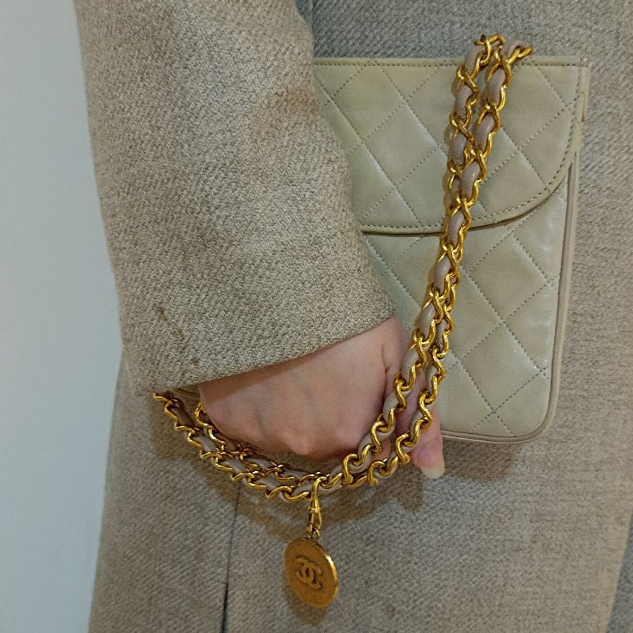 Chanel vintage 米色小羊皮雙面翻蓋鏈包-13