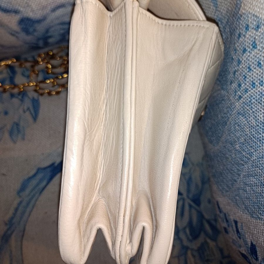 Chanel vintage 米色小羊皮雙面翻蓋鏈包-8