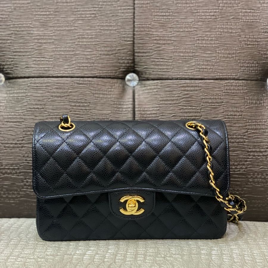 Chanel 黑荔枝牛皮金釦coco 23-1